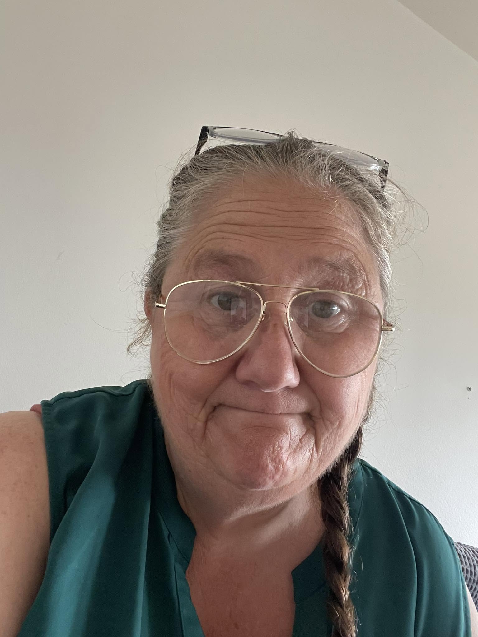 <em>Anna, 55</em>